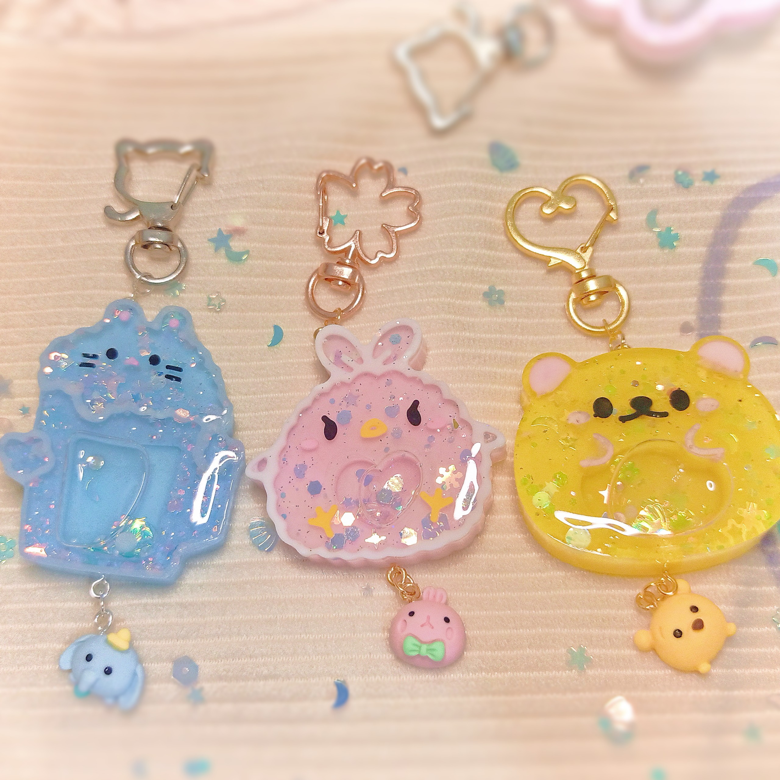 Móc khóa resin hình thú handmade