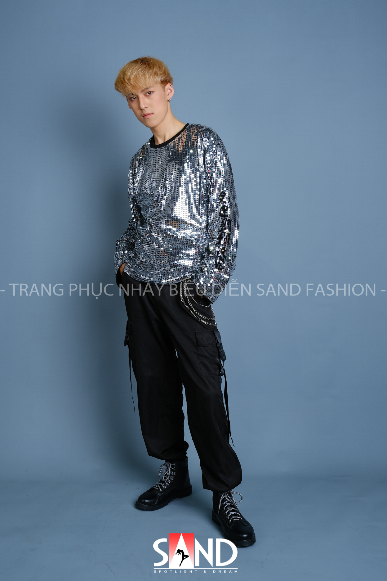 Áo oversize kim sa bạc dài tay