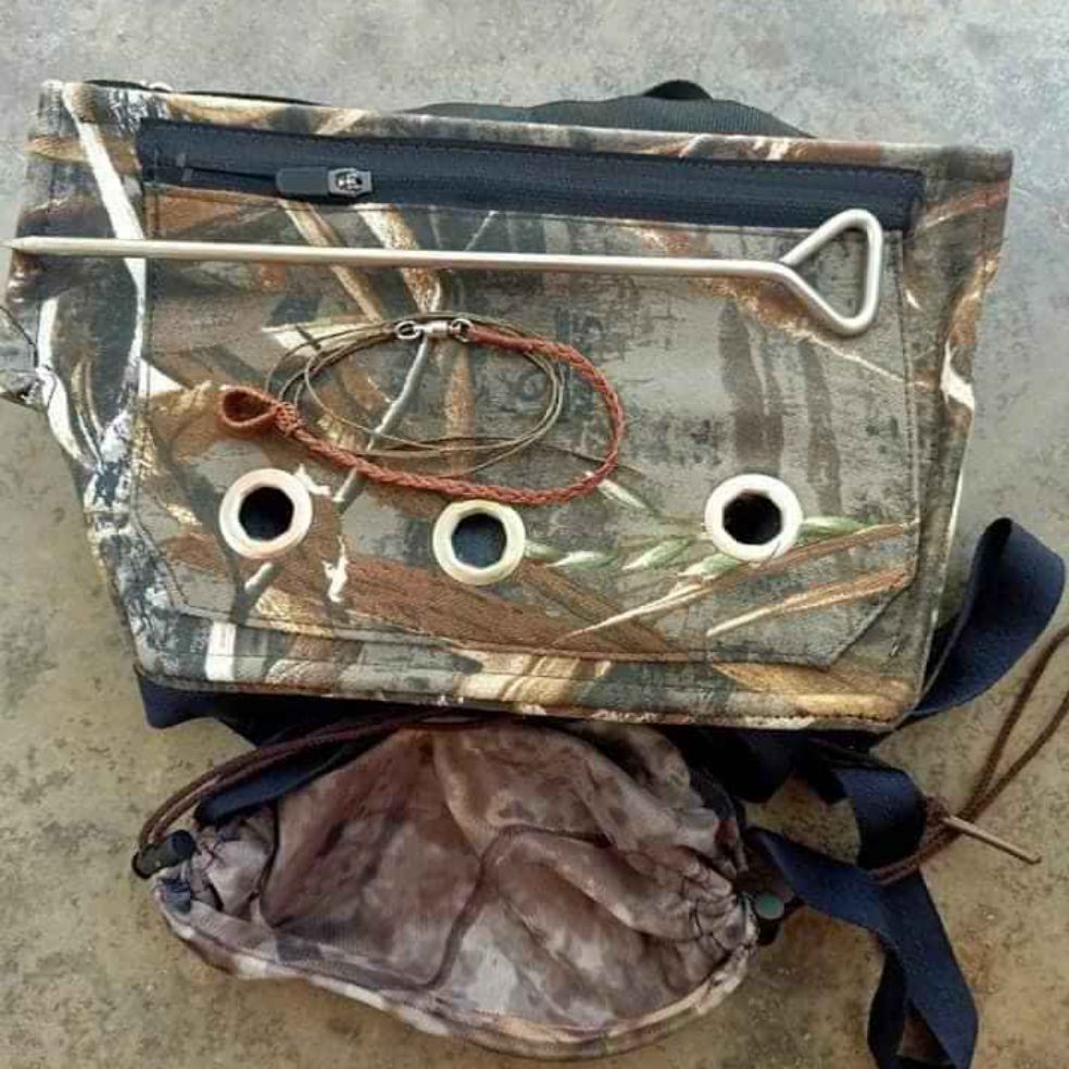 combo 4 món(túi gà mồi, cọc inox,xích chân gà, túi gà bổi)