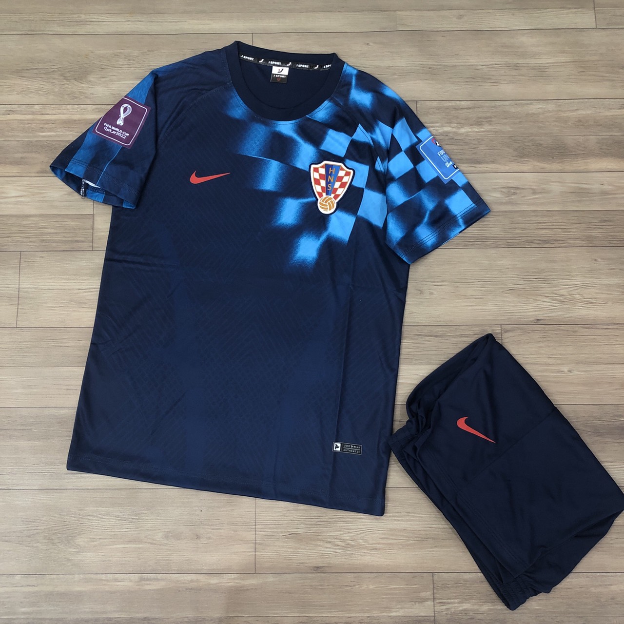 [HCM]Bộ quần áo bóng đá Croatia xanh đen sân khách WC2022 FLG