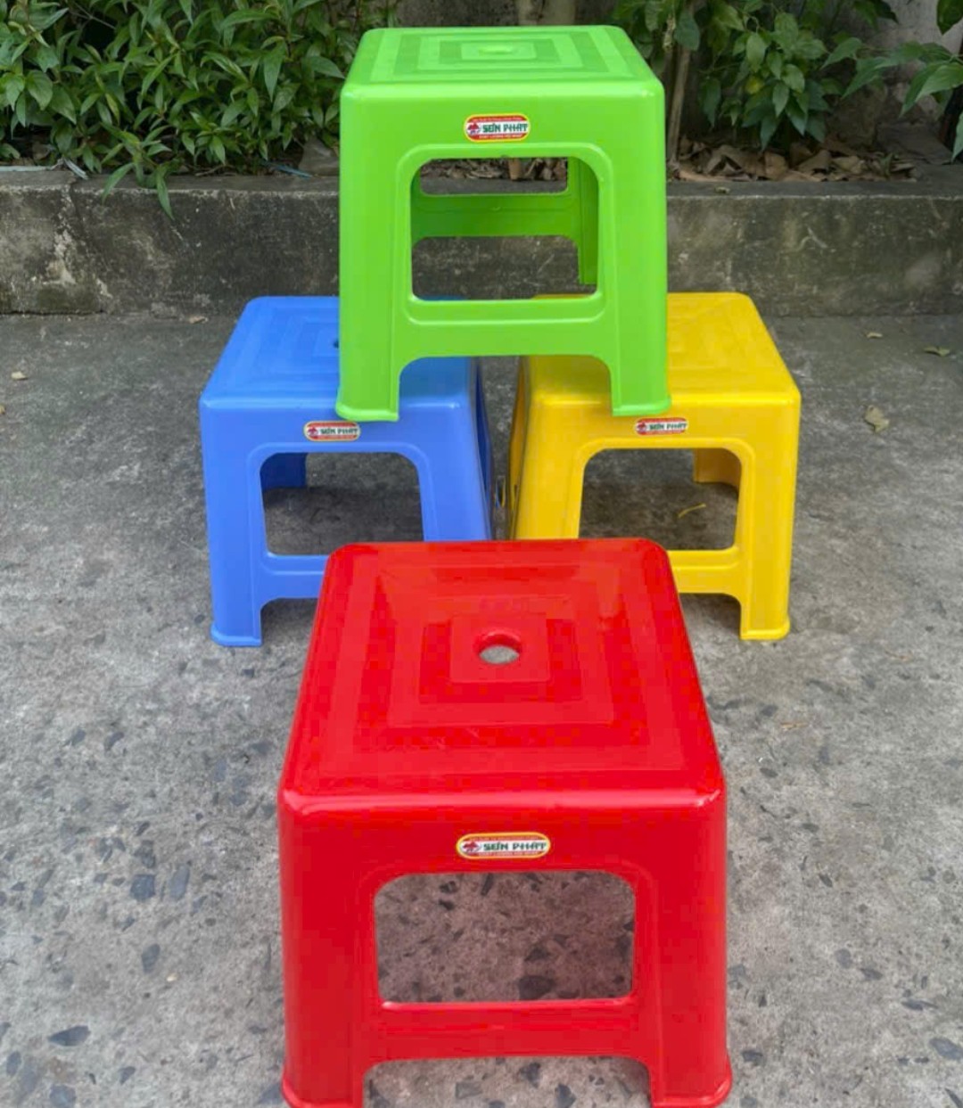 Ghế nhựa lùn giá rẻ đủ màu