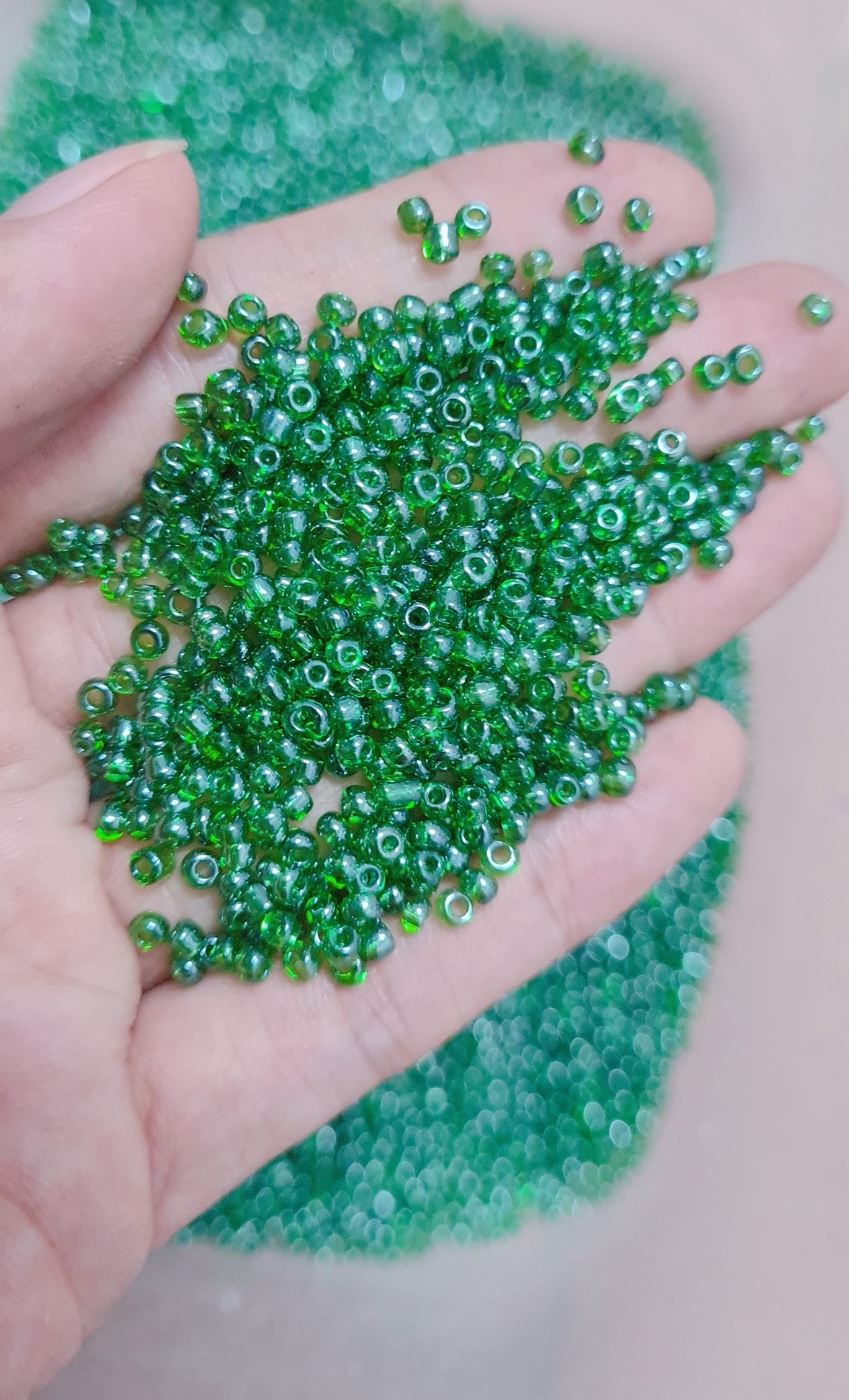 50 Gram cườm tấm trong trang trí 2mm