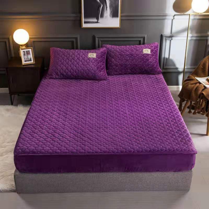 THẢM TRẢI GIƯỜNG NỈ NHUNG MUJI ( 1 GA + 2 VỎ GỐI)