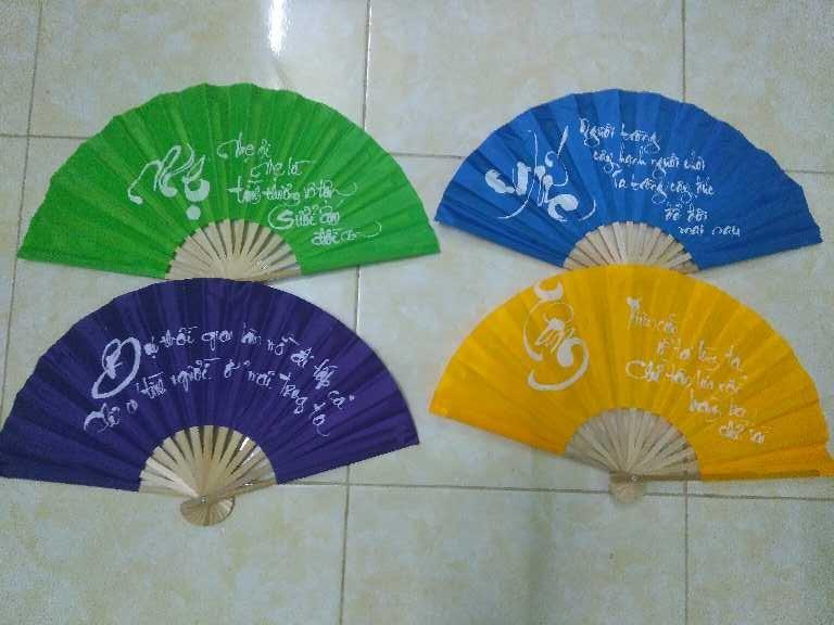 Quạt vải Huế