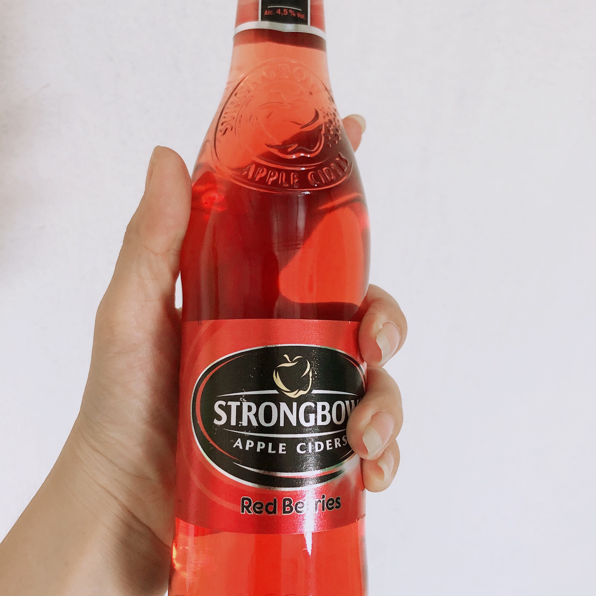 Strongbow vị dâu đen 3 chai