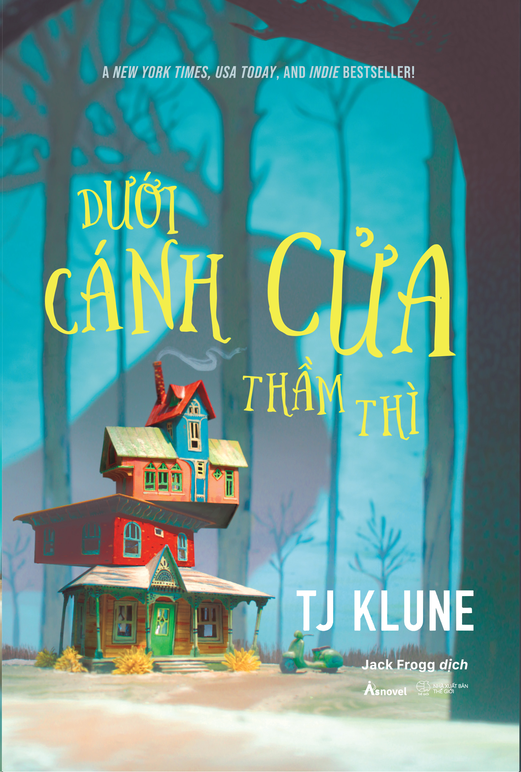 Dưới cánh cửa thầm thì