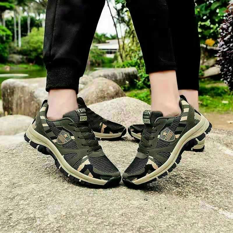 Giày sneaker rằn ri nam nữ chất liệu vải sợi rằn ri mềm , thâm hút mồ hôi có logo lính _THUỶ TIÊN SHOP