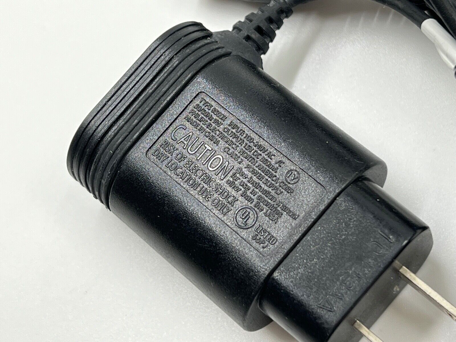 Sạc pin máy dao cạo râu Philips 15V