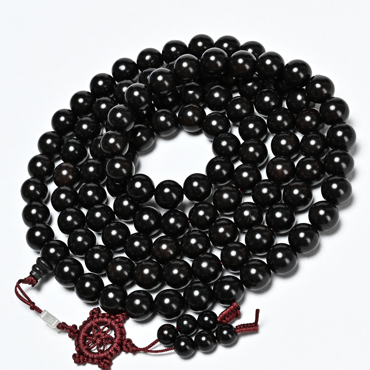 Chuỗi Hạt Niệm Phật gỗ Mun Sừng thượng hạng chìm hoàn toàn trong nước, vân gỗ mun hoa rất đẹp