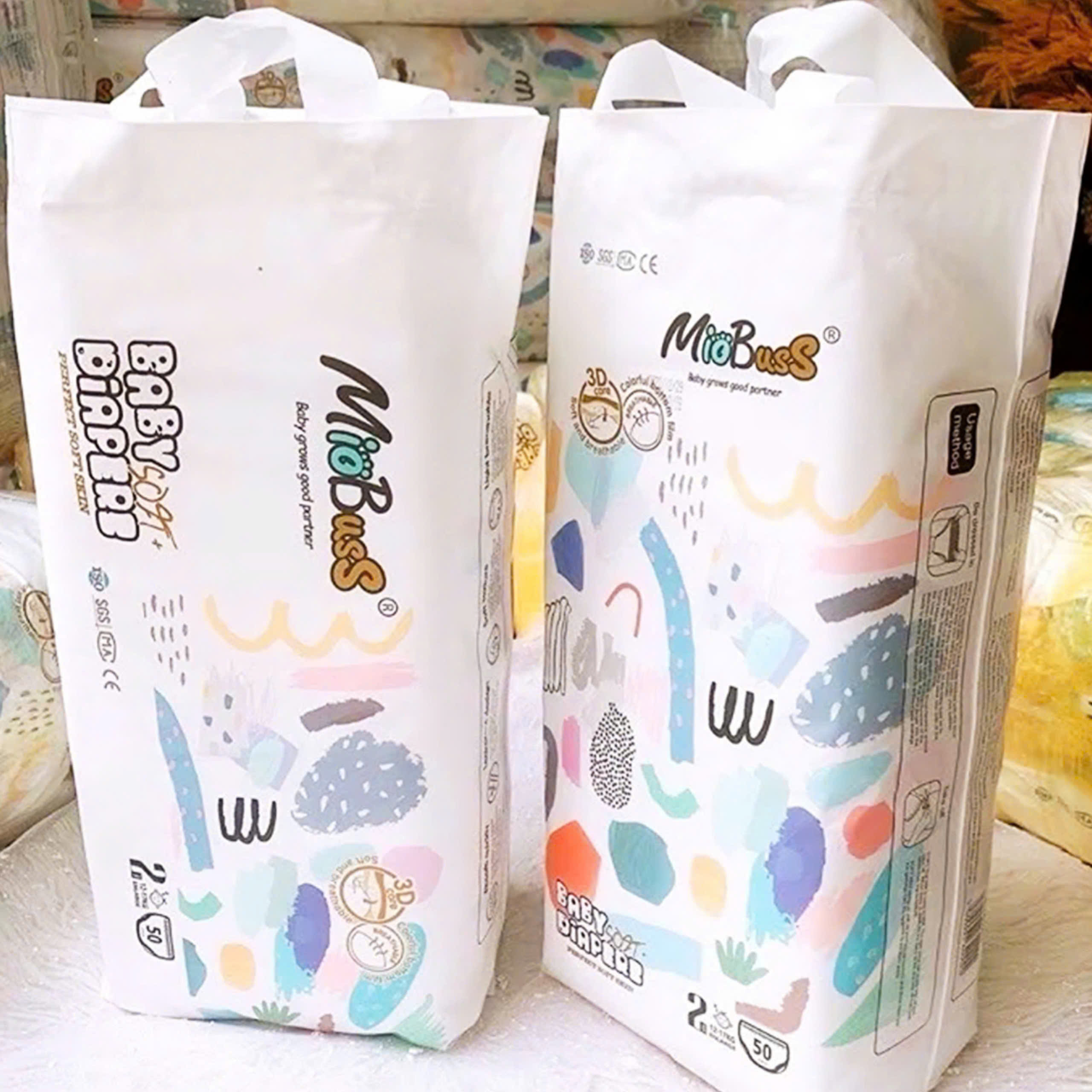 (Combo 4 bịch) Tã bỉm quần MIOBUSS xuất Nhật Chính Hãng Cao Cấp cho bé, đủ Size từ 5-23kg