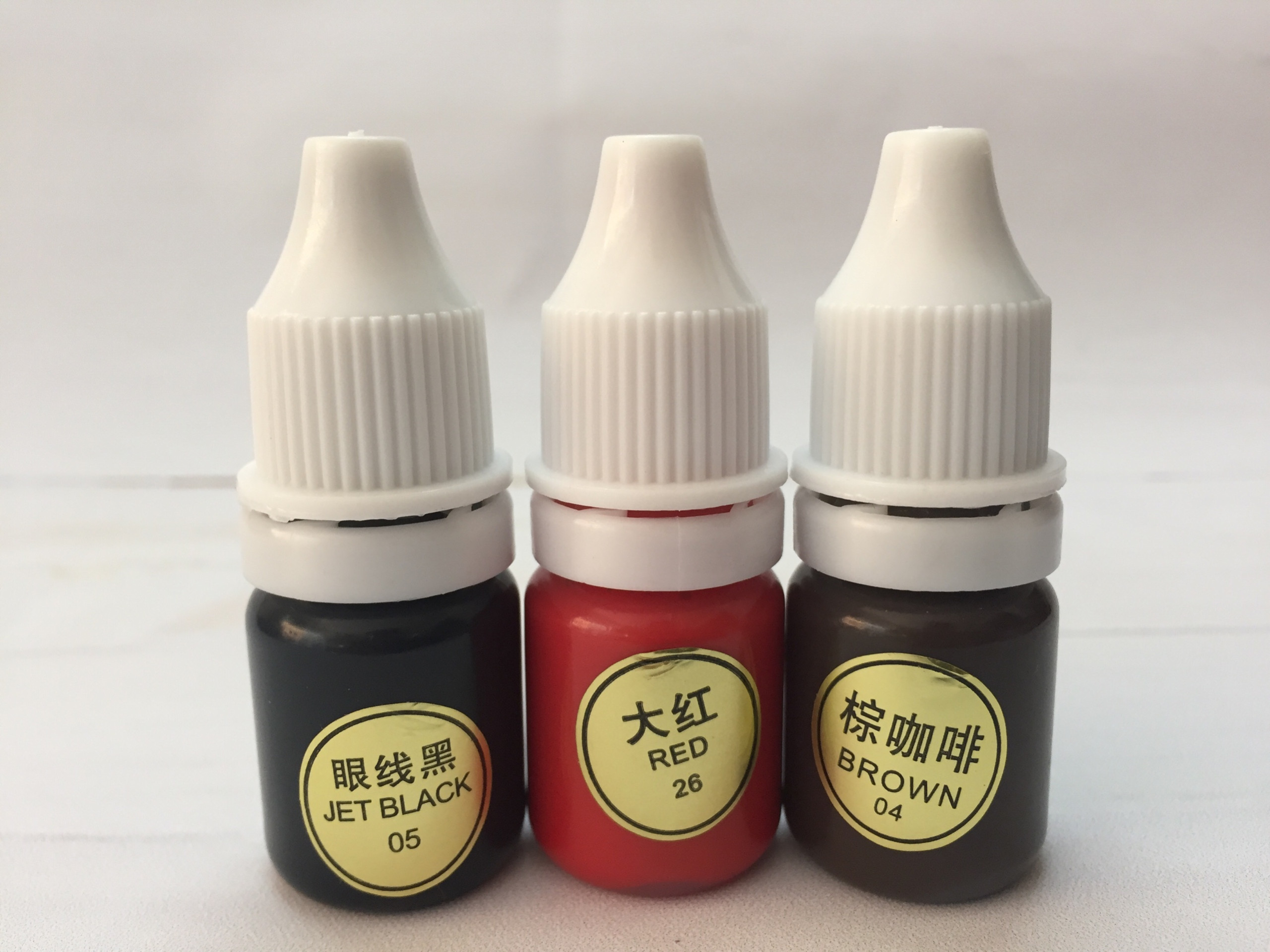 MỰC TẬP PHUN 5ML TRÊN DA GIẢ TRONG PHUN XĂM THẨM MỸ