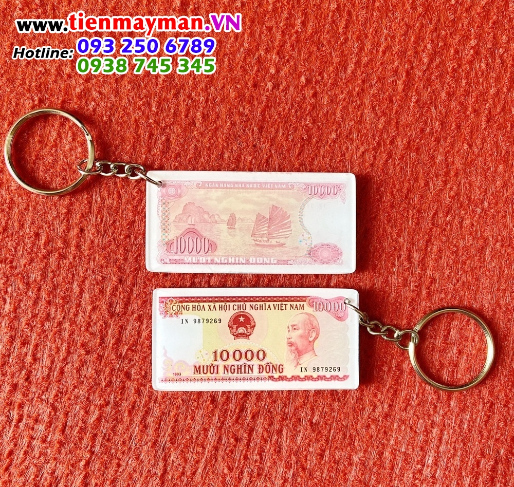 Móc khóa xe hơi hình 10k đỏ 1993 xưa bằng mica