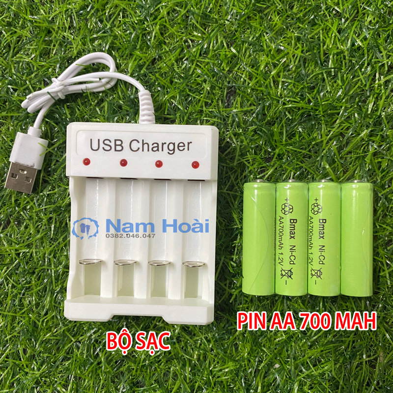 Bộ pin sạc AAA, AA 700 mAh và 1 đế sạc 4 cổng an toàn tiết kiệm bảo vệ môi trường