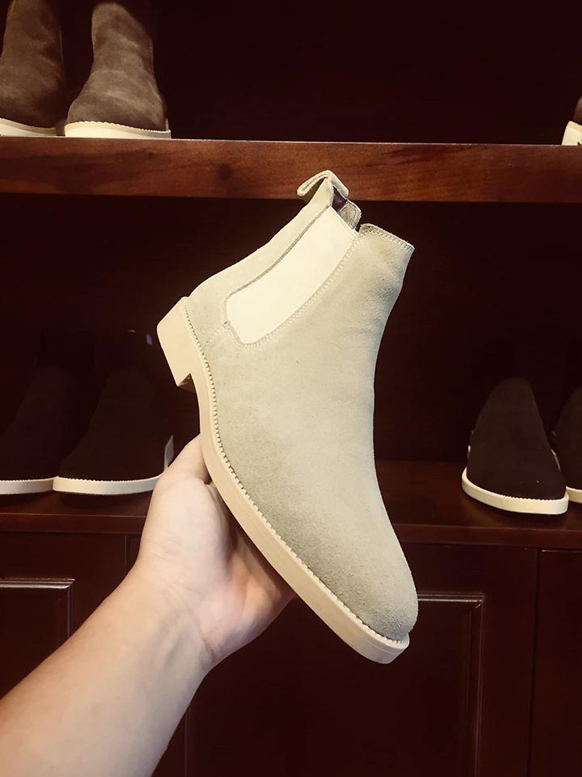 Giày Chelsea Boots Da Bò Lộn Màu Tan Ag3T Handmade Thủ Công Tại Việt Nam