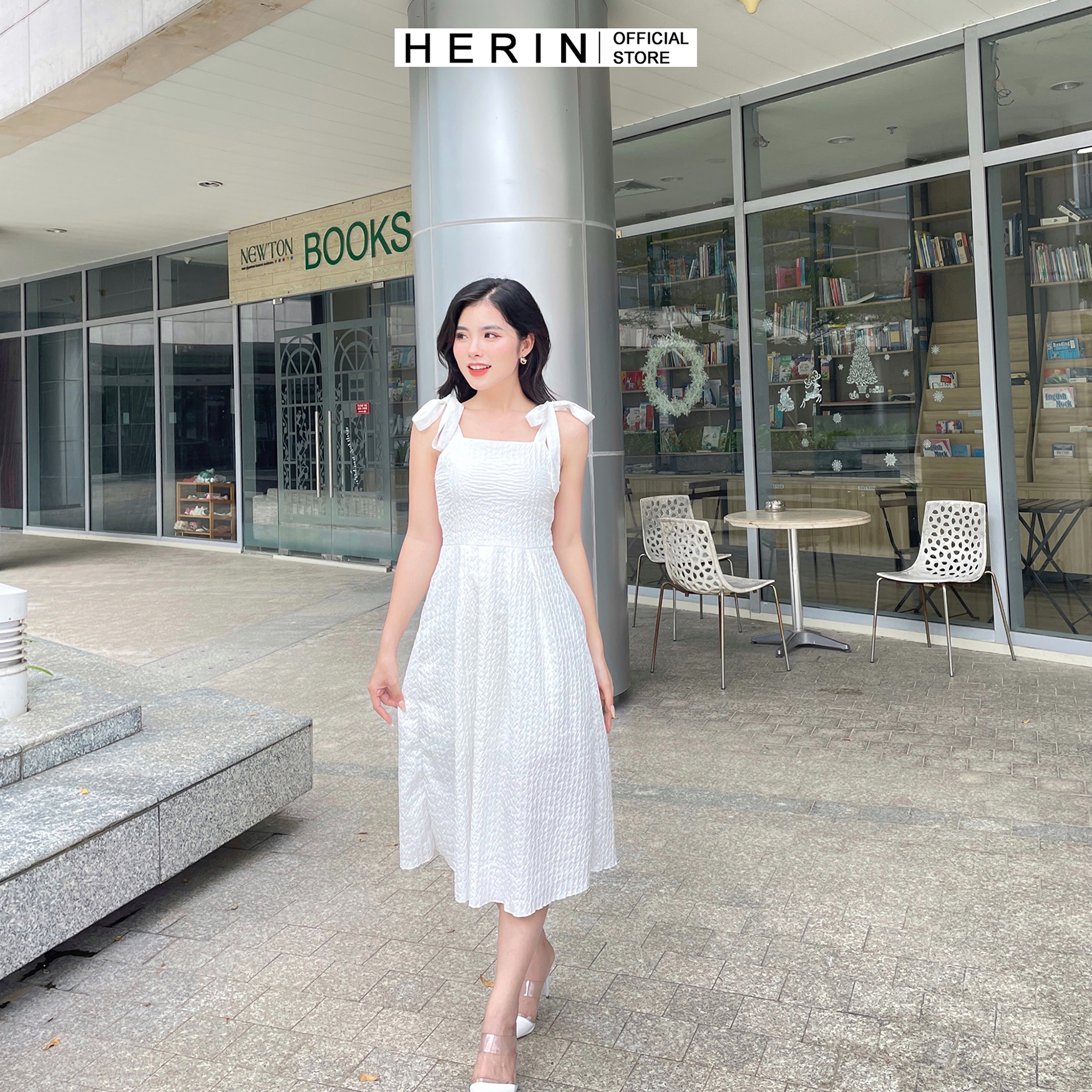 Đầm hai dây trắng thời trang nữ sang chảnh bo ngực vải may 2 lớp hàng CAO CẤP