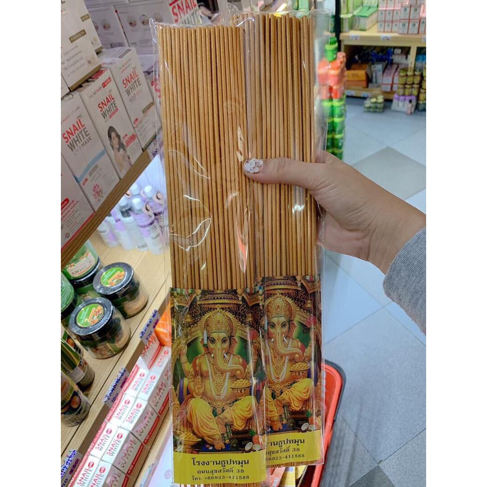 Combo 2 bó nhang thần tài vàng tài lộc thái lan cuộn tàn 79 cây
