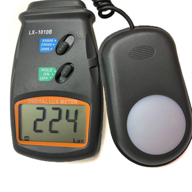 Máy đo cường độ ánh sáng lx1010b