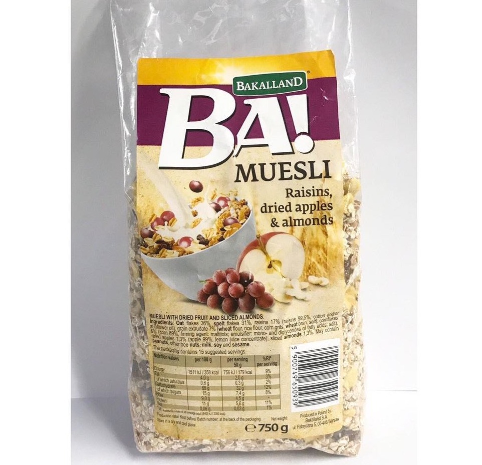 Ngũ cốc giảm cân hoa quả không đường Bakalland Muesli nho, táo, hạnh nhân 750gr sản xuất Ba Lan