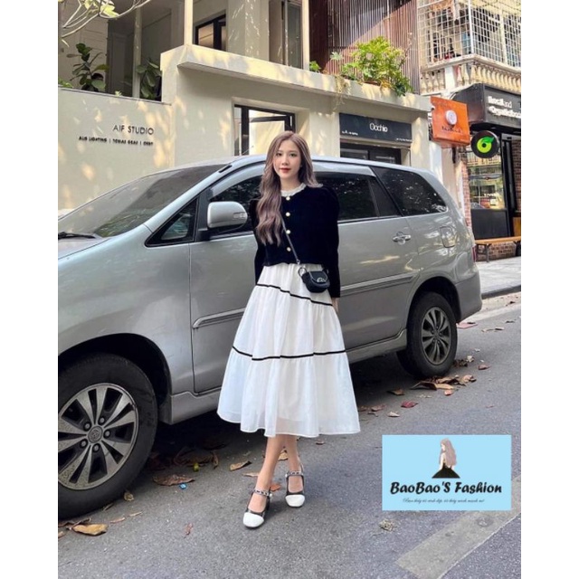 Set áo nhung đen kèm chân váy xòe trắng nhẹ nhàng nàng thơ