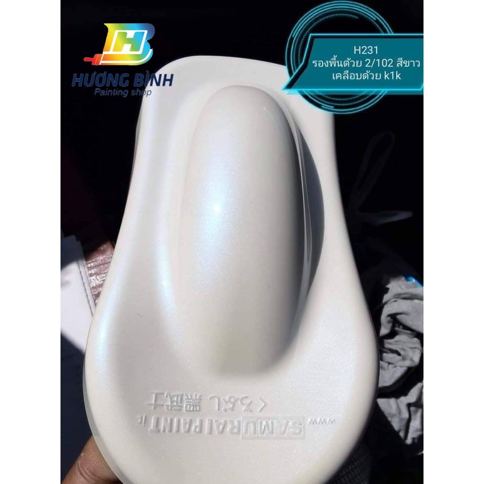 Sơn xịt Samurai màu Trắng Ánh Xanh - H231 (cần sử dụng với nền màu Trắng mới lên được màu chuẩn và đẹp)