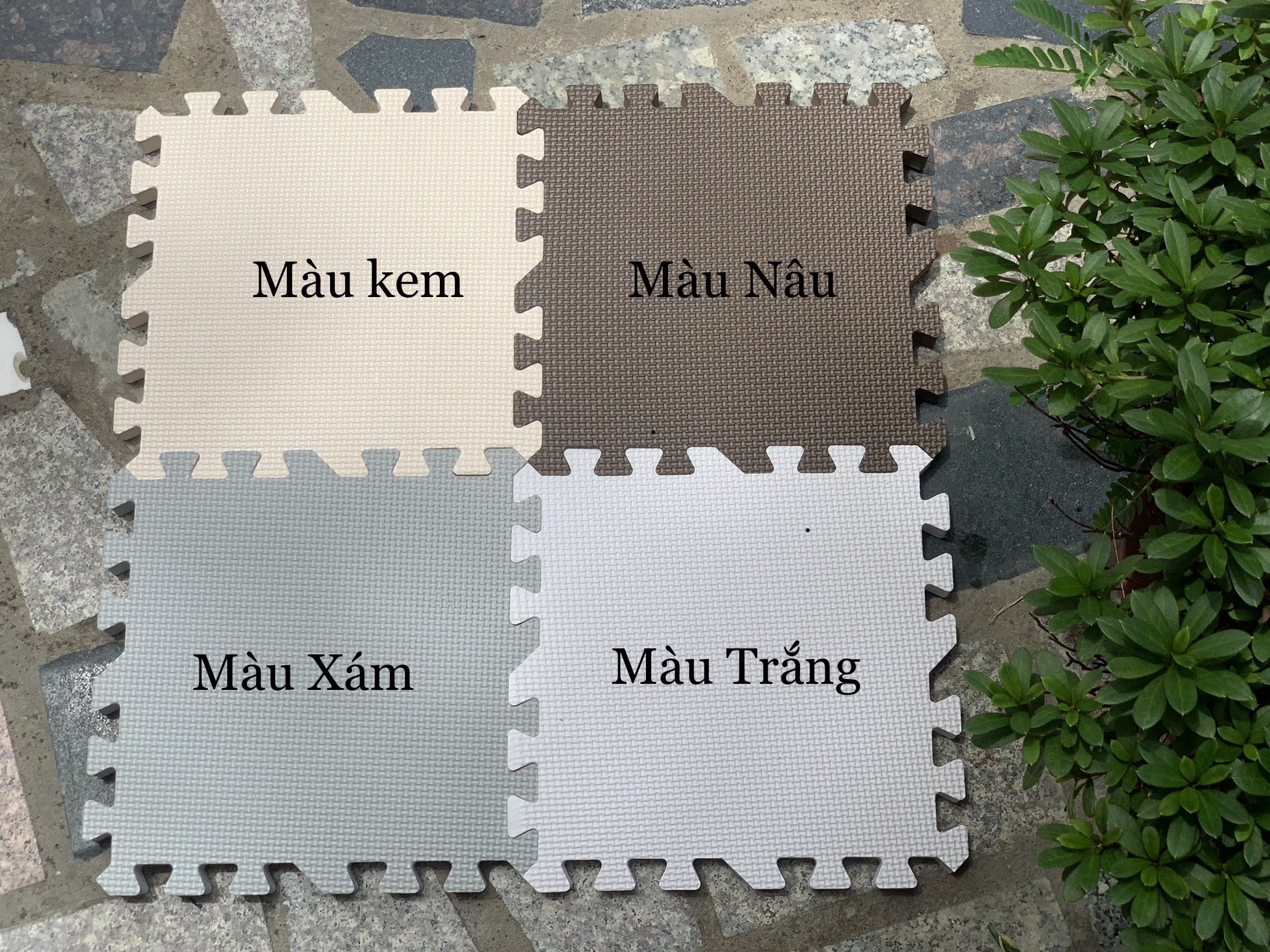 Thảm xốp lót sàn 30*30 dày 2cm.