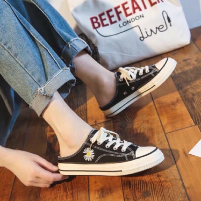 Giày sục nữ,sục nữ hoa cúc hot trend 2020