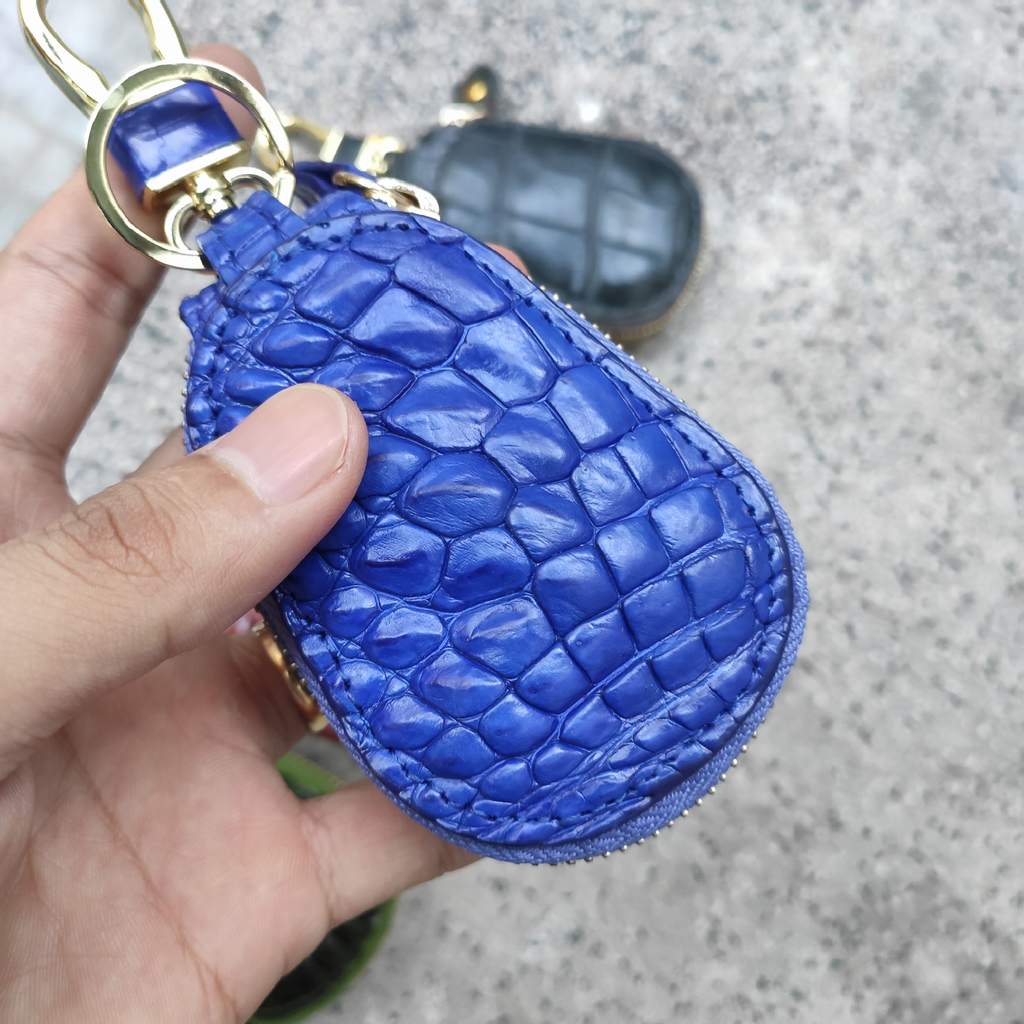 Móc khóa ô tô da cá sấu nhiều màu sang trọng!