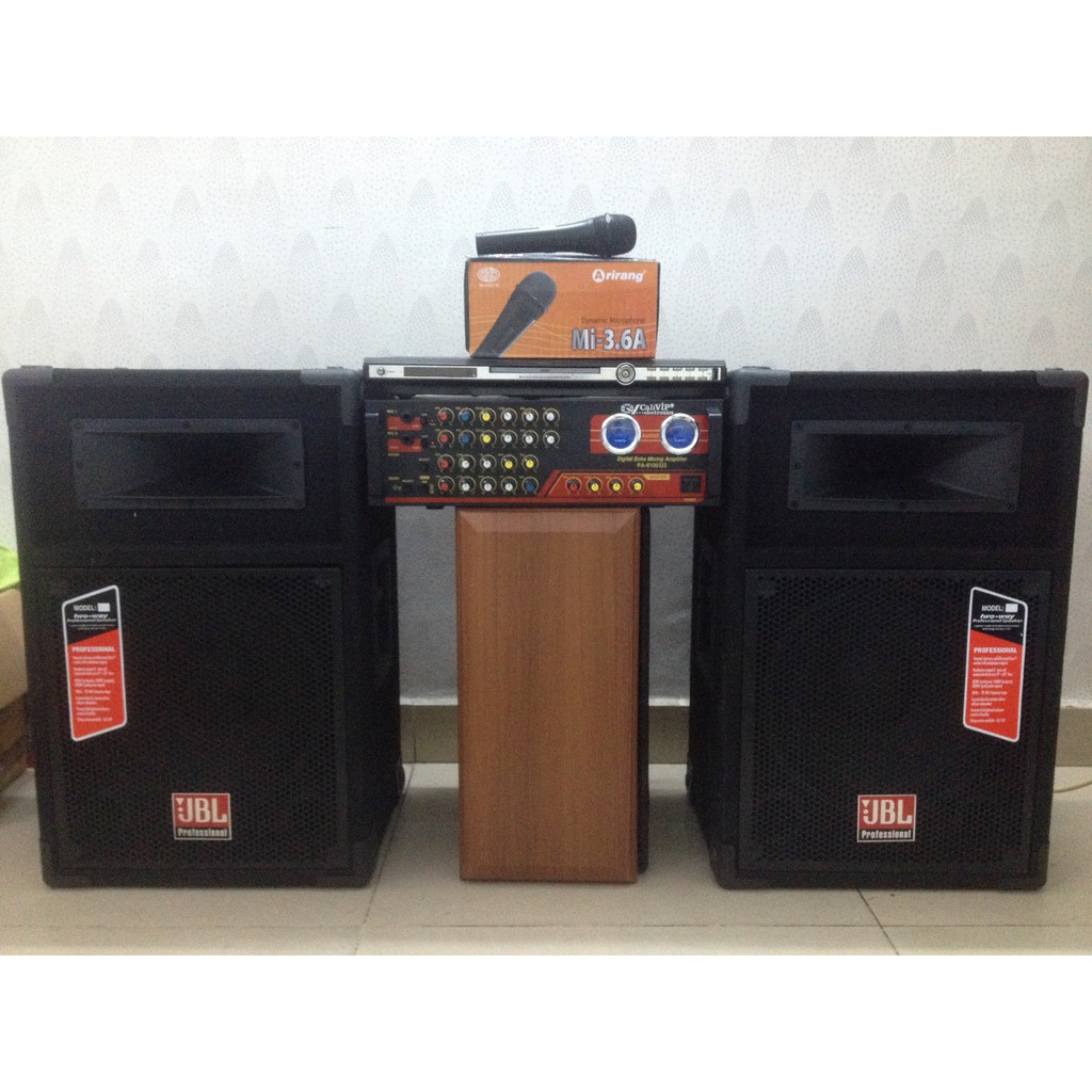 Dàn âm thanh karaoke gồm: đầu karaoke amply jarguar và cặp sân khấu jbl tặng micro
