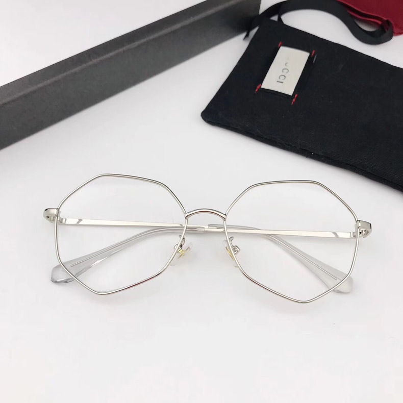 [HCM]Kính lục giác kim cương