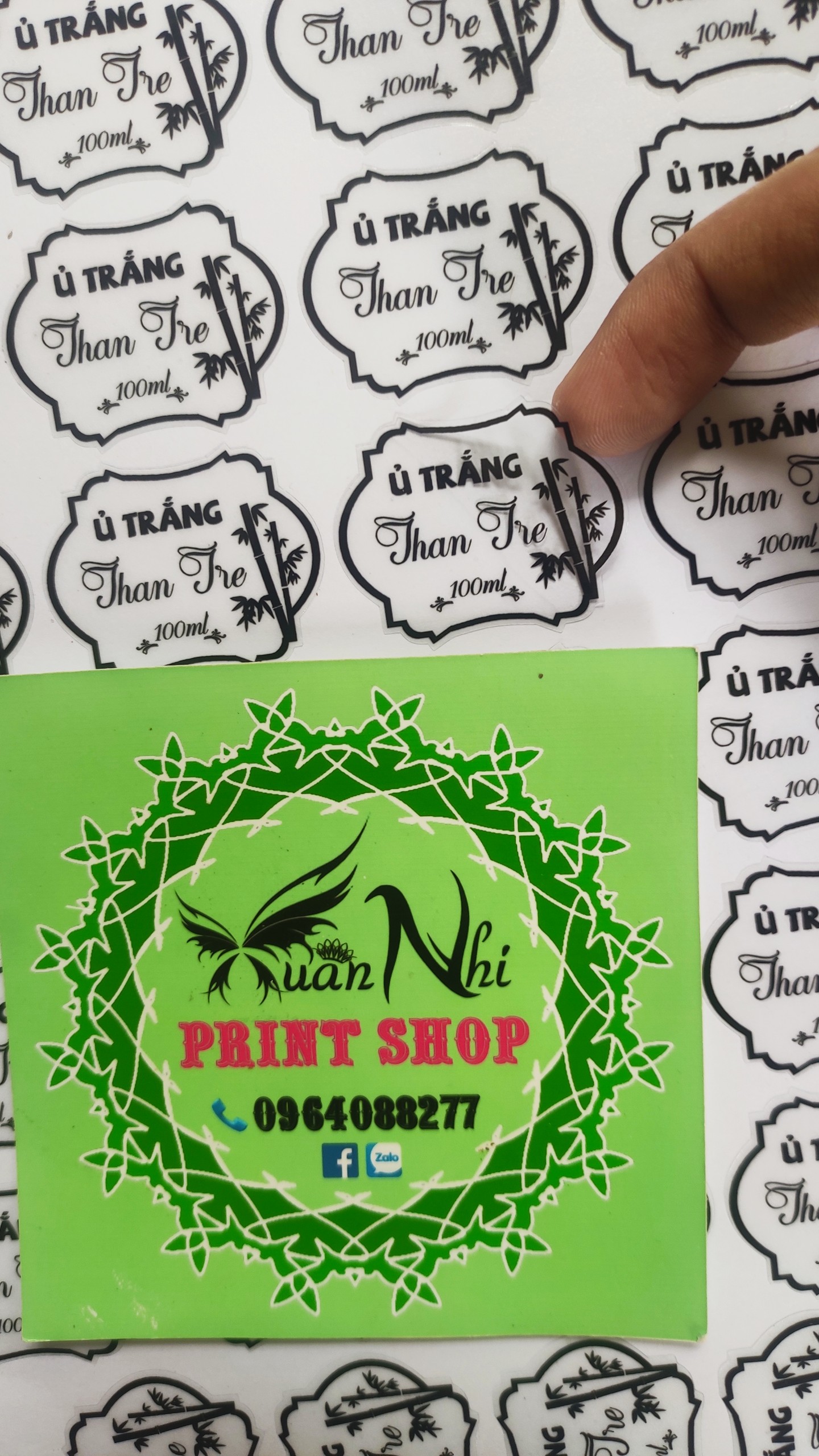 Combo 100 Logo nhựa trong suốt có keo, in theo yêu cầu