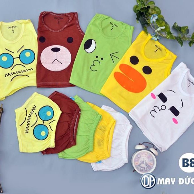 Set 3 bộ đồ sơ sinh và đồ bộ bé trai