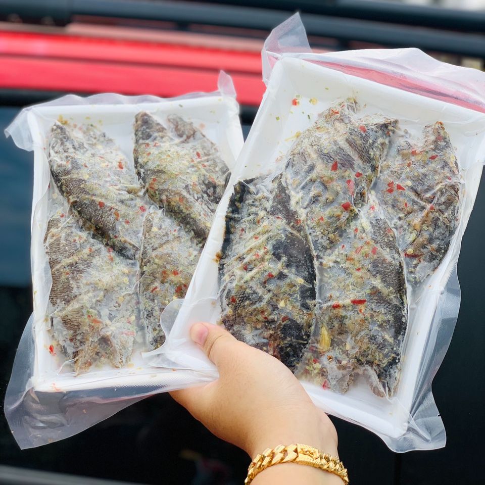 1kg cá sặc sả ớt 1 nắng