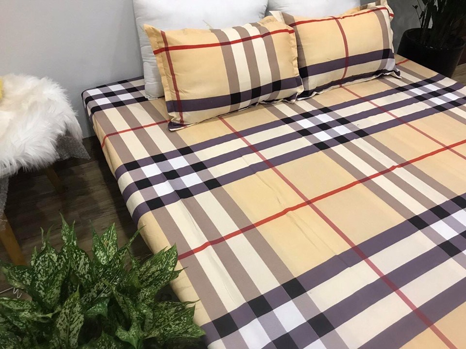 Bộ Ga Gối 3 Món , Kẻ Vàng BBR , Chất Liệu Bền Đẹp, Không Phai, Không Xù, Mẫu Mã Kích Cỡ Đa Dạng