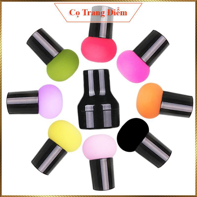 Cọ đánh kem nền phấn phủ đa năng hình nấm CN18 màu Hoa Hồng