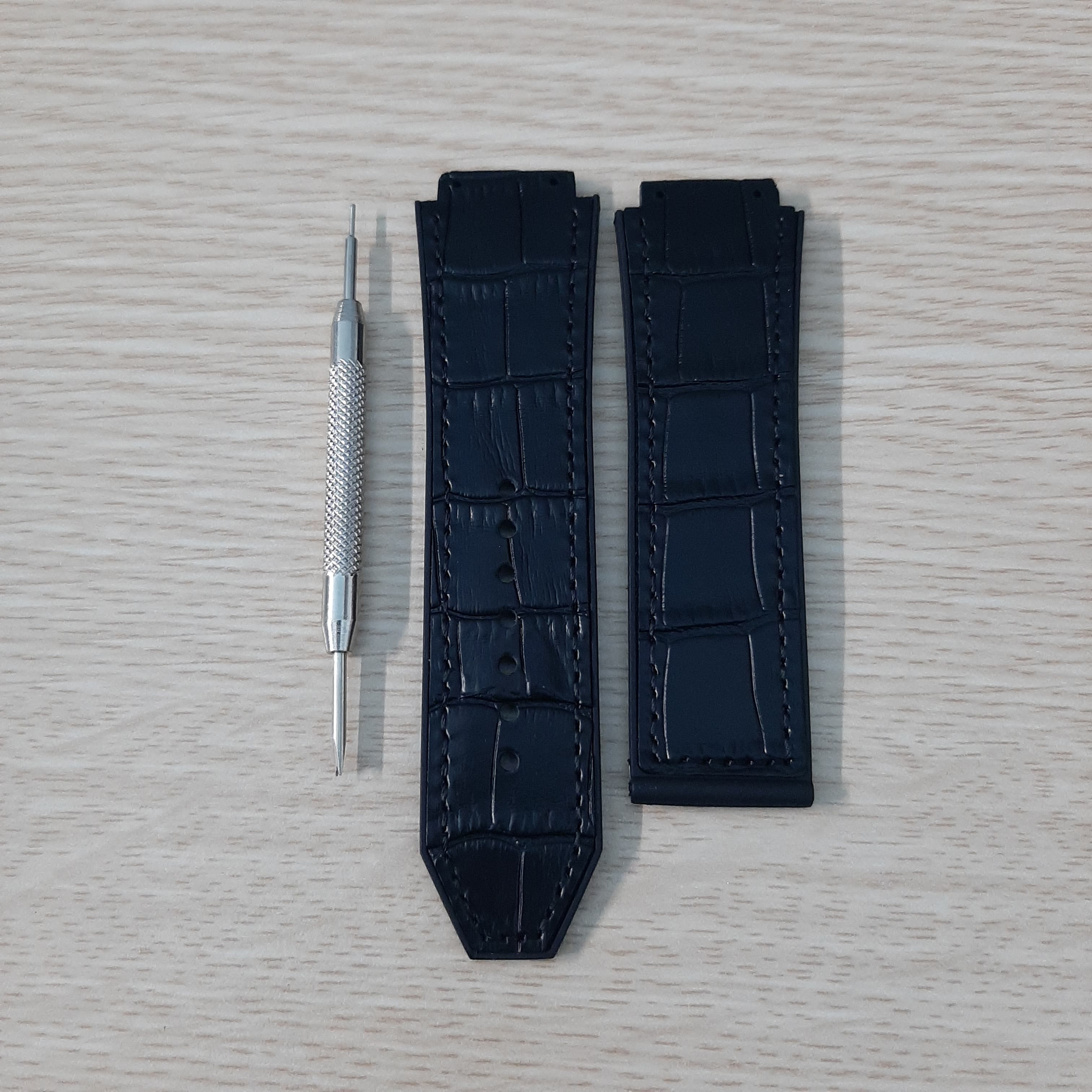 Dây Đồng Hồ Hublot kèm tull thay dây ( loại tốt)