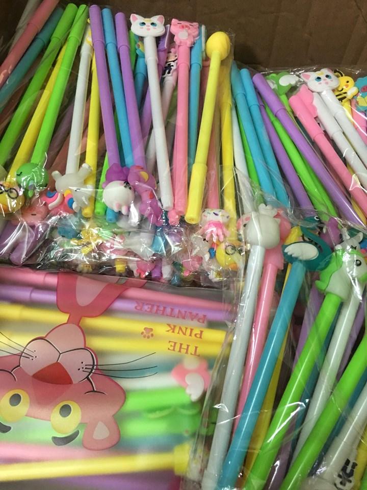 Combo 50 bút mực nước nhiều kiểu dáng cute tặng 2 túi đựng bút