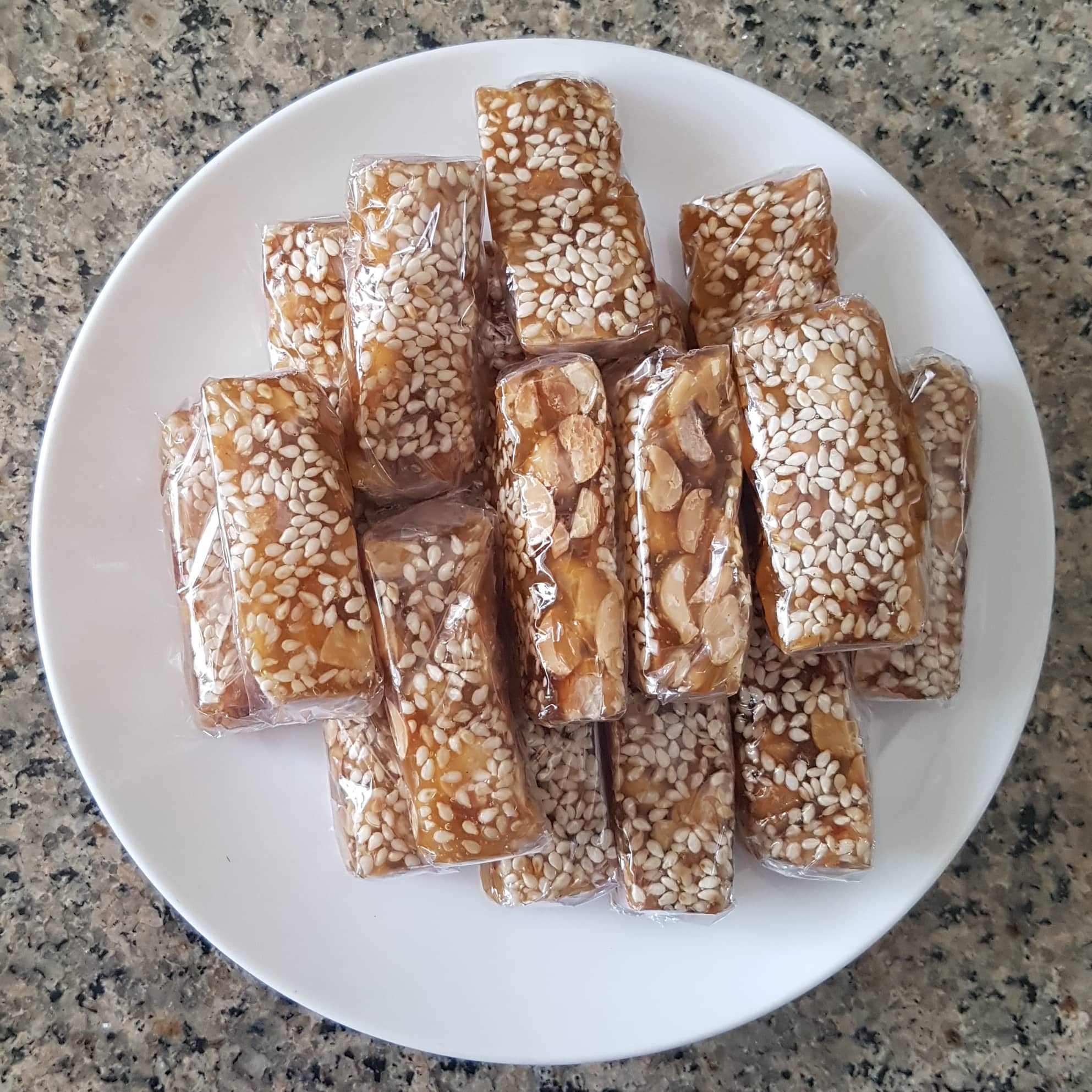 Kẹo mè xửng dẻo