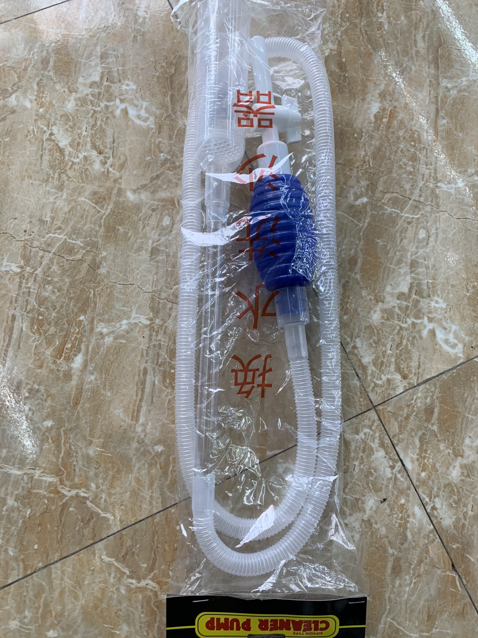 Bơm tay thay nước bể cá có van