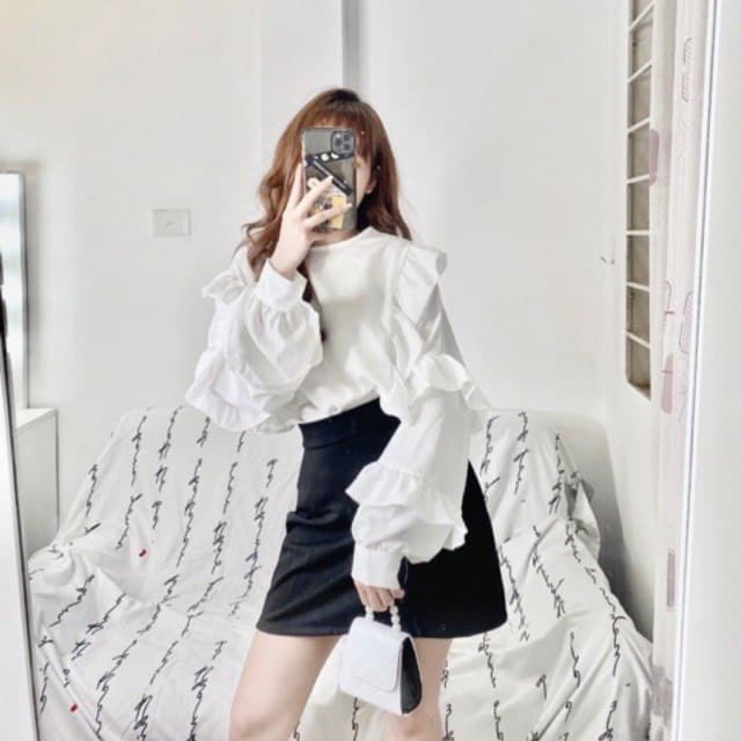 Áo sơ mi tiểu thư A054 tay bồng bèo dúm cổ tròn chất lụa mềm mịn mát Áo trắng dài tay bo cách điệu siêu xinh