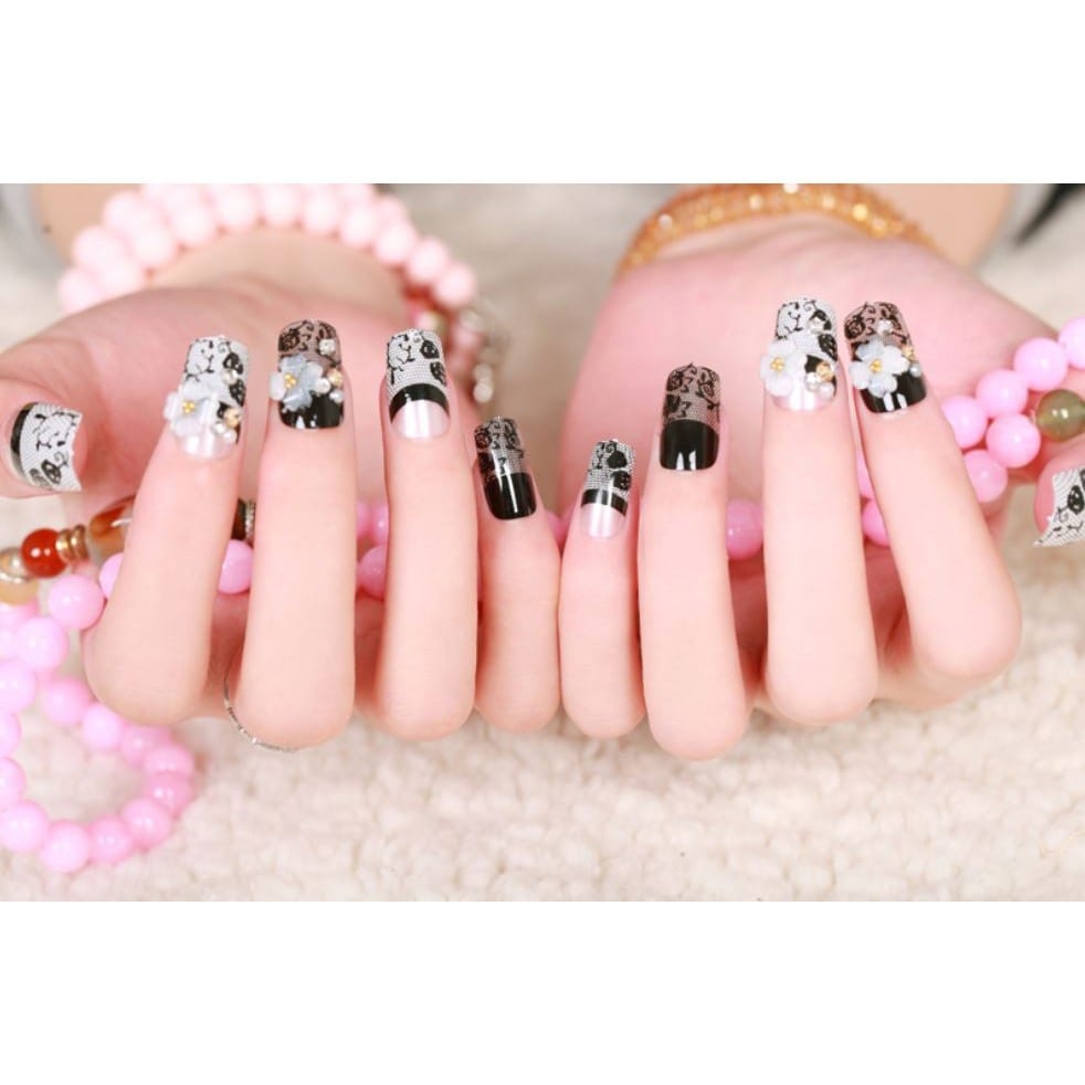 Bộ 24 Móng Tay Giả Ren Đen Đính Đá Hoa (tặng dũa+keo dán sẵn)