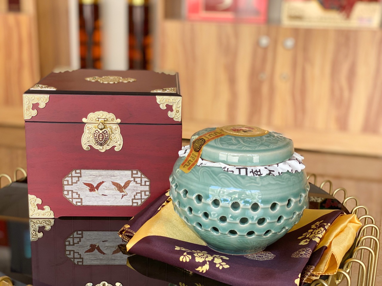 Cao Hồng Sâm Hoàng Đế IRE Hàn Quốc chính hãng hũ 500g - Tăng cường sức đề kháng và hệ miễn dịch