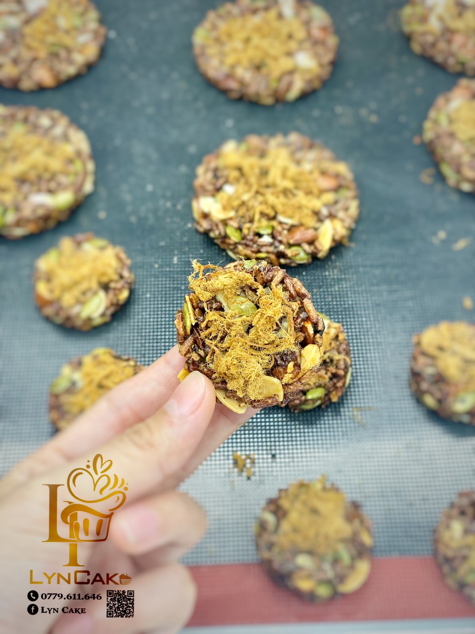 Bánh gạo lứt ăn kiêng, healthy - vị mặn - Lyn Cake