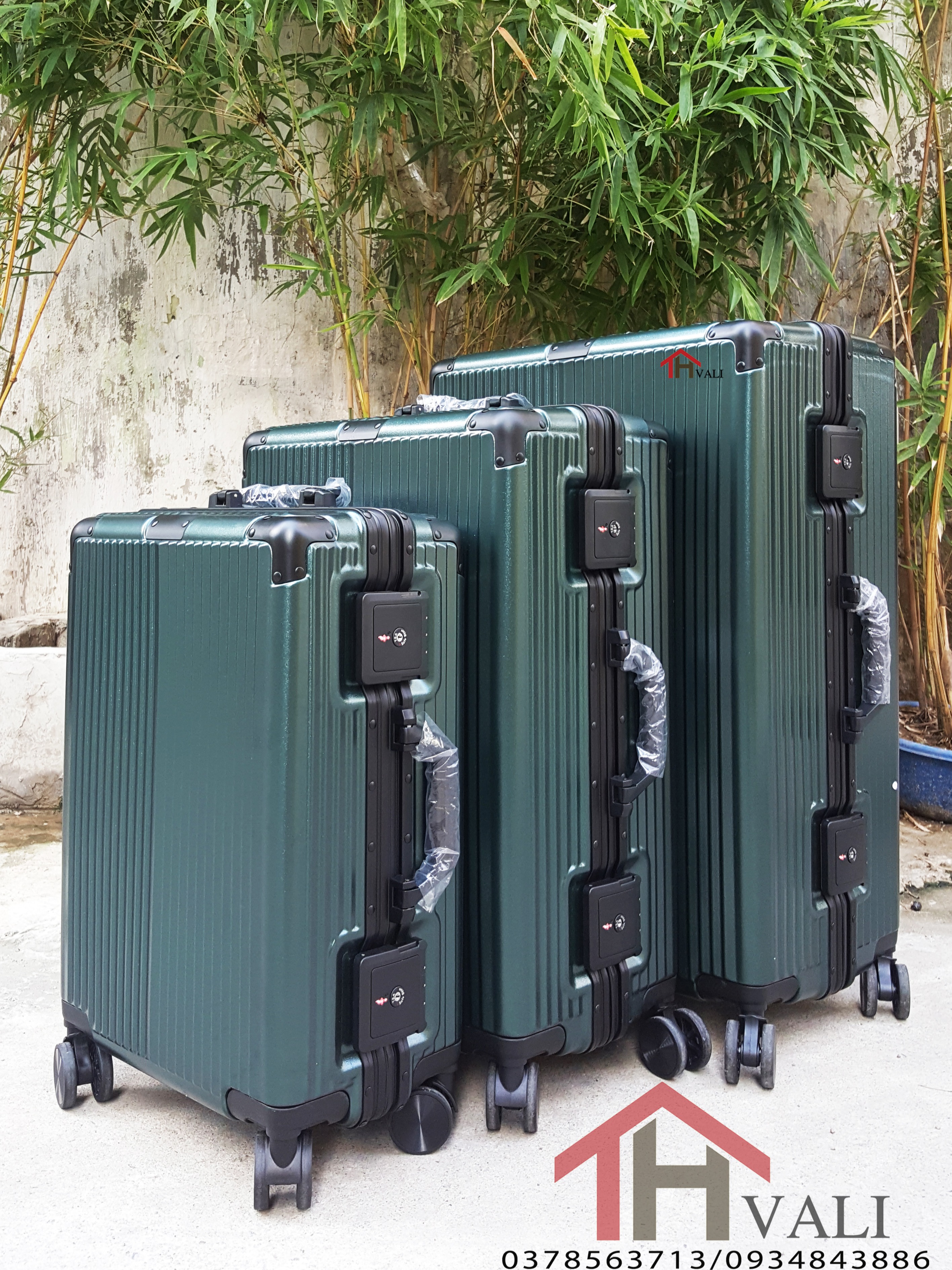 Vali khung nhôm khóa sập cao cấp s2