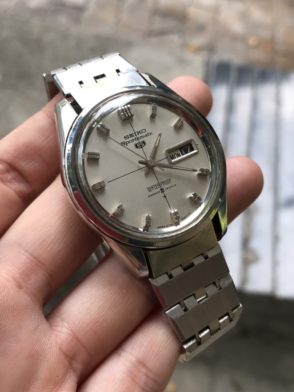 HCM]Đồng hồ cơ cổ nam Seiko Sportsmatic có ô cửa lịch dây kim loại |  