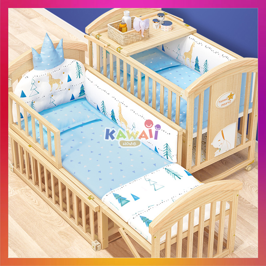 Giường cũi cho bé đa năng Kawaii Home (Tặng kèm màn chống muỗi), Nôi cũi cho bé gỗ thông chắc chắn có thể ghép với giường bố mẹ và kéo dài thành giường tiện lợi, Kích thước 122 x 69 x 102 Cm (Dài x Rộng x Cao)