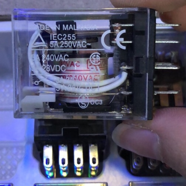 Zole bán dẫn 220v 14 chân