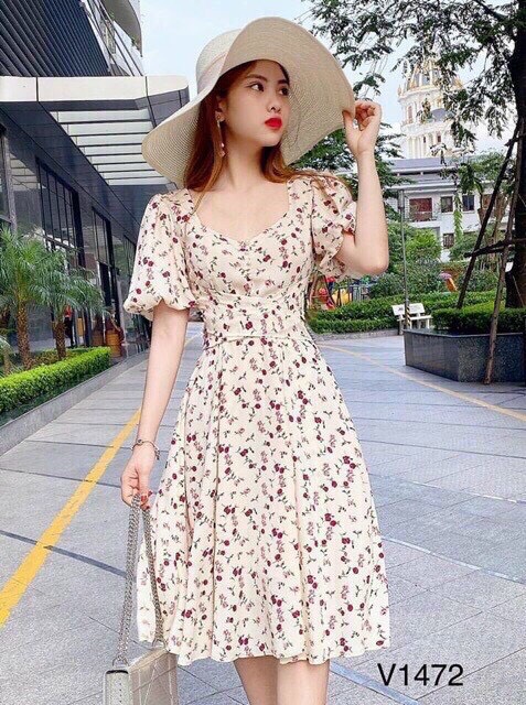 Đầm hoa nhún ngực tay phồng thời trang 2021