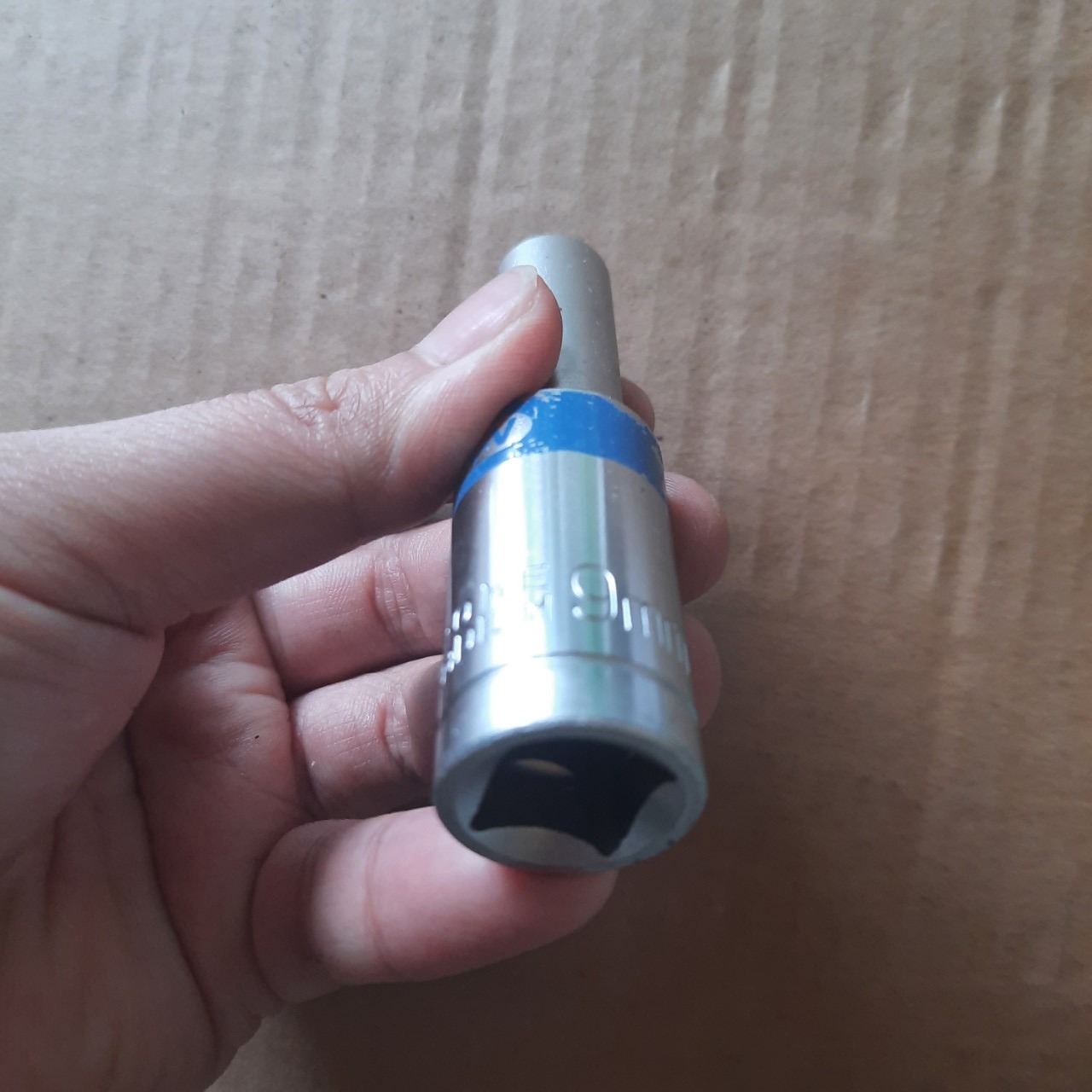 Vặn nhanh không toét ốc -đầu khẩu vặn ốc 1/2 inch dài số 9mm- khẩu lục giác