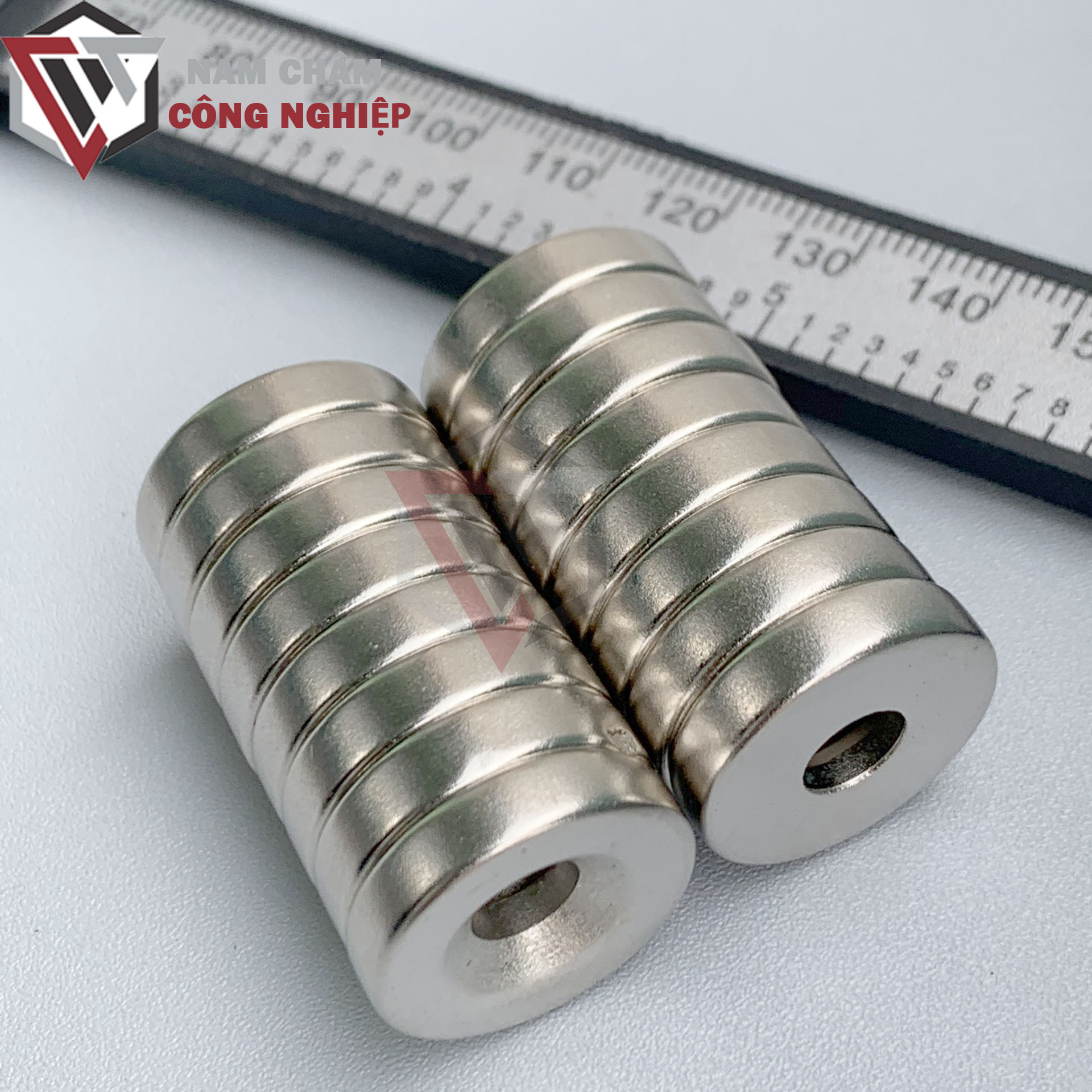 Nam châm tròn 20x5mm lỗ 5mm nam châm có lỗ
