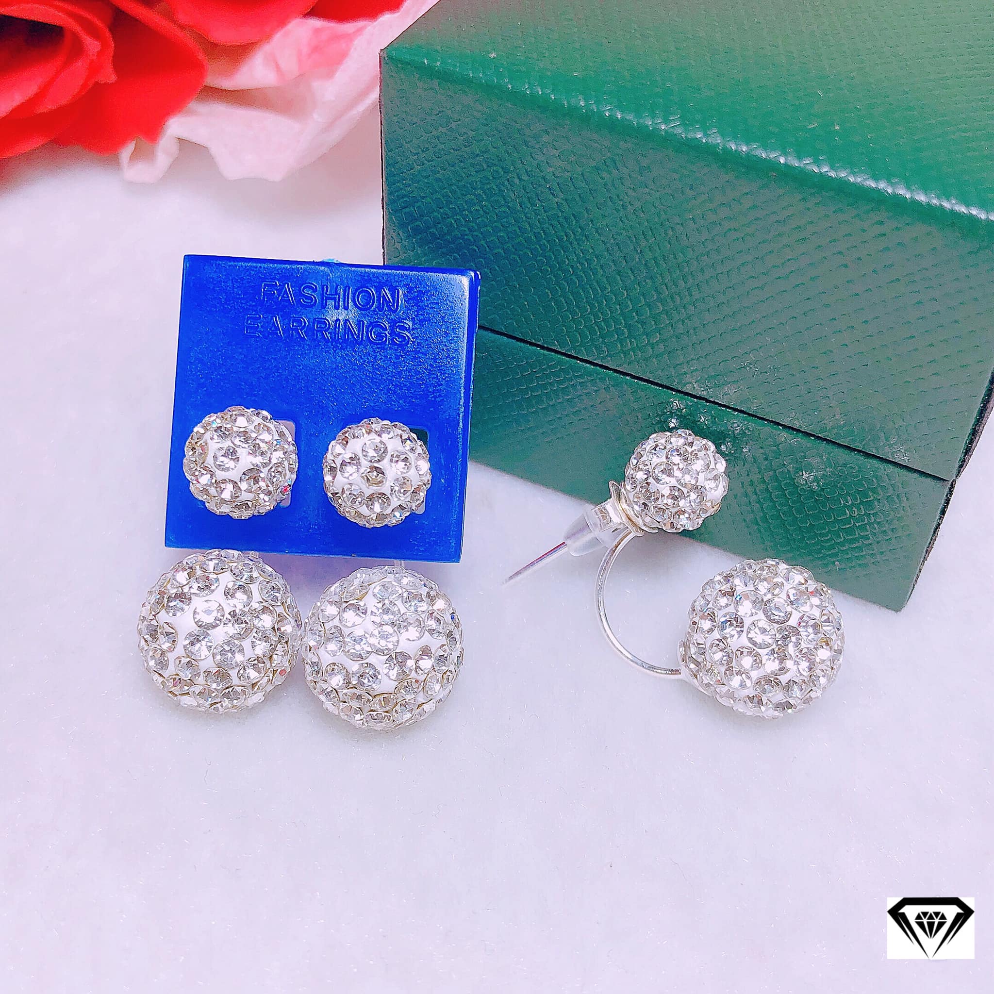 bông tai bi cầu đính đá chuẩn bạc ta có hóa đơn tiệm vàng tg74.75